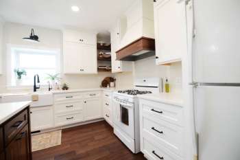 Custom Wooden Cabinet Image