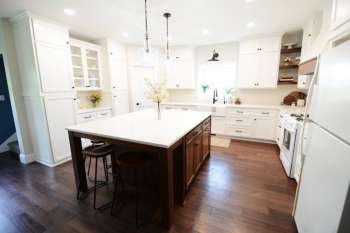 Custom Wooden Cabinet Image