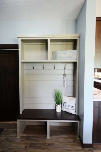 Custom Wooden Cabinet Image